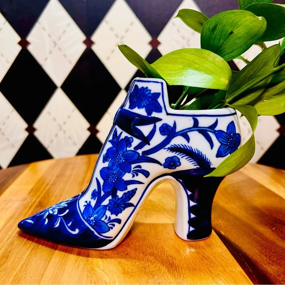 Vintage Delft Vase Blue & White Ceramic Shoe Planter or Desk Stationary Hold - Picture 9 of 10